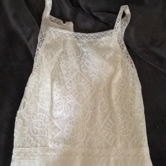 Hollister lace white dress - Picture 2 of 3